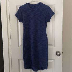 Lululemon dress size 6